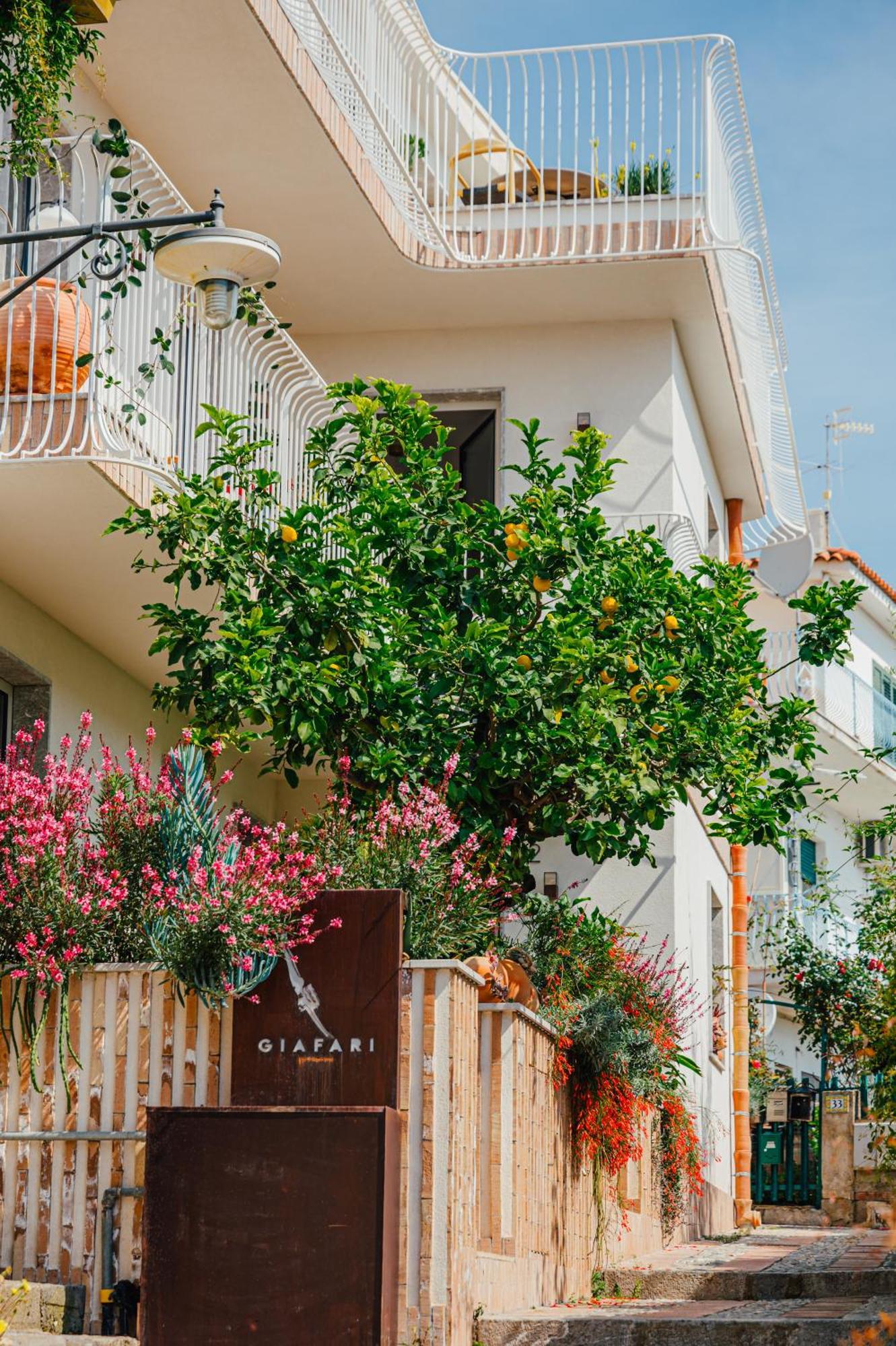 Aparthotel Casa Giafari Taormina Exterior foto